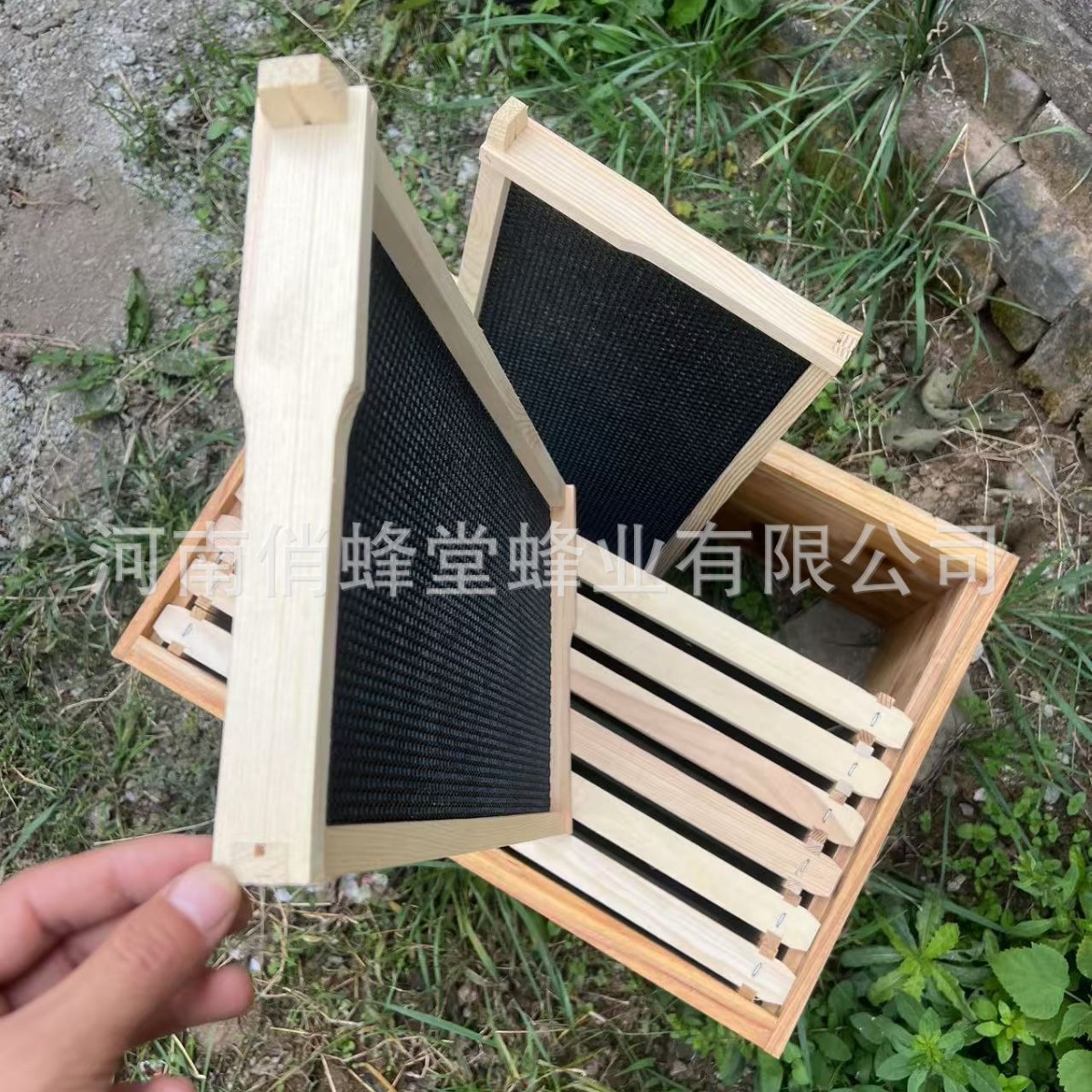 Beekeeping Tools First Class S - đánh giá và giá Beehive Frame Wax